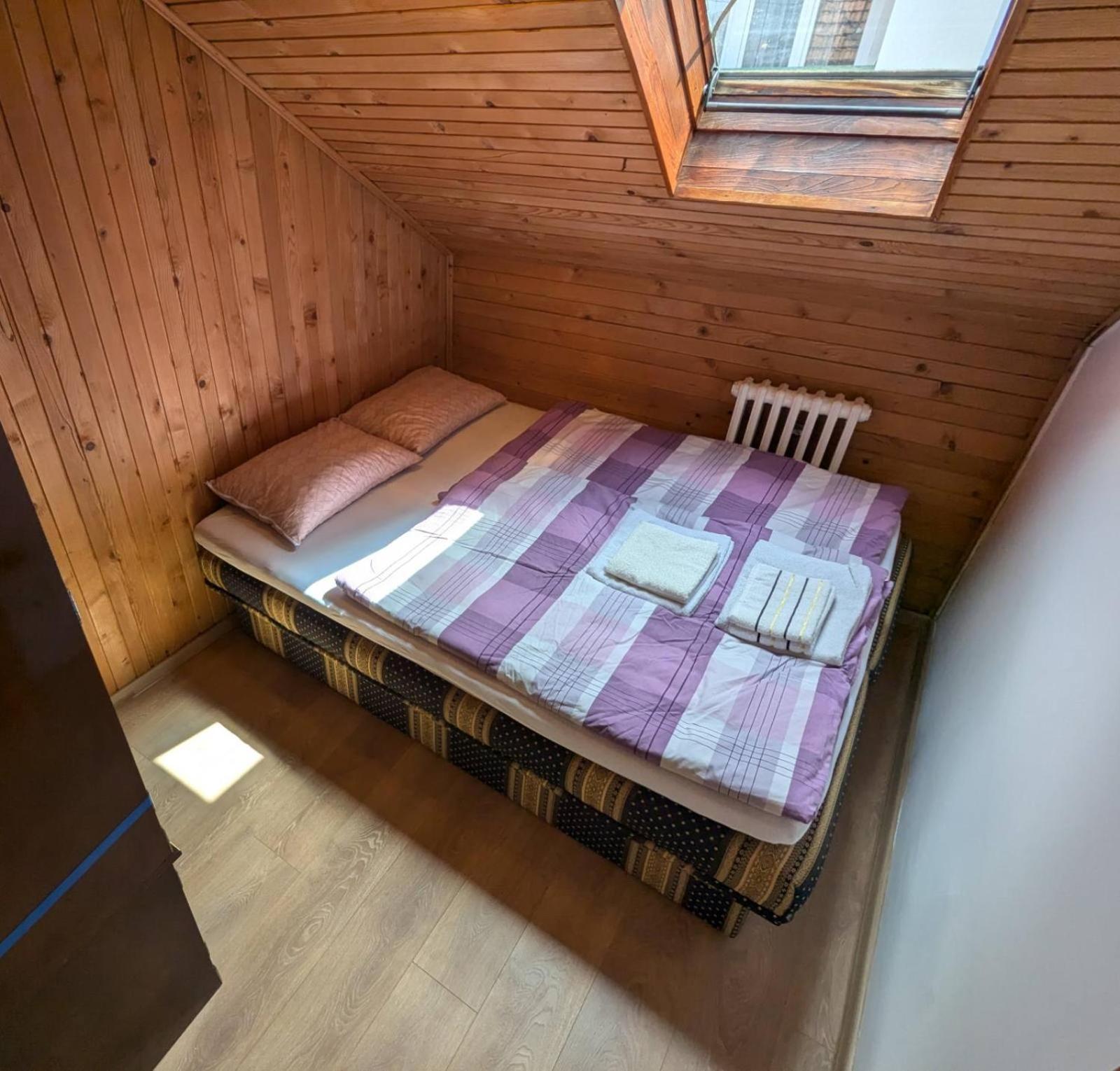 Nest Apartment *